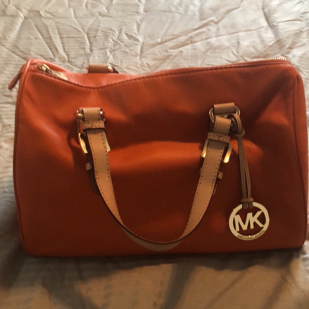 Michael kors purse